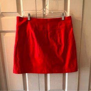 Red skort size L